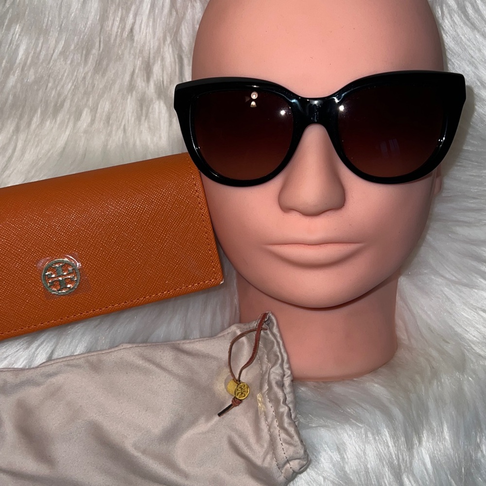 Tury Burch Women’s Black Sunglasses 
TY 7088